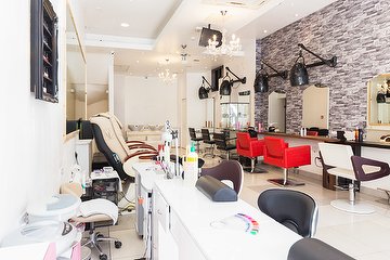 Glamour Beauty & Aesthetic Clinic | Beauty Salon in Manor House, London ...